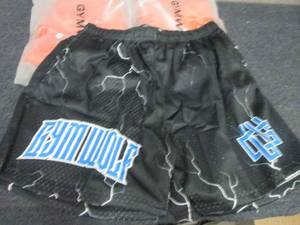 lot 291 image: 3 Mens Large Gym Wolf Athletic Shor...