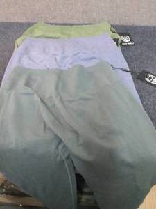 lot 312 image: 3 pr High Waisted Gym Wolf XL Scrun...