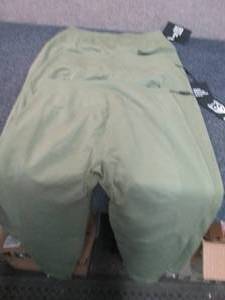 lot 313 image: 3 pr High Waisted Gym Wolf XL Scrun...
