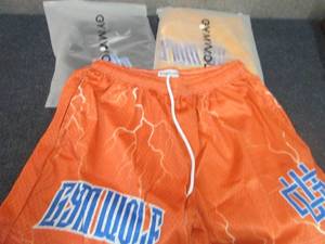lot 314 image: 3 Mens Large Gym Wolf Athletic Shor...