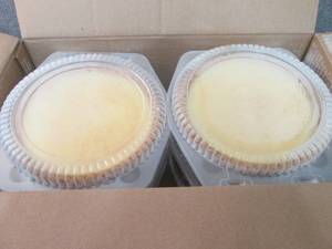 lot 330 image: CC  6 FROZEN Table Talk 8 inch Cust...