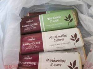 lot 427 image: 12 Cumberland Farmhouse Chocolate B...