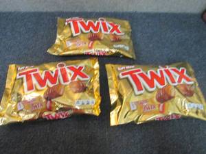 lot 477 image: 3- 10.83 oz Twix Bars Fun Size...