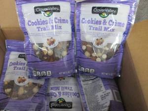 lot 488 image: Box of 6- 6 oz Clover Valley Cookie...