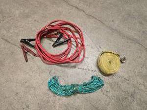 lot 10 image: Heavy Duty 20 ft jumper cables, braided rope and 2 wide strap with hook