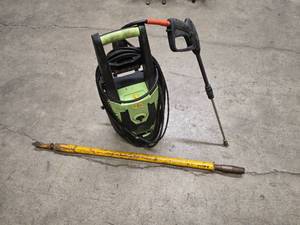 lot 29 image: Pressure Washer and slide hammer bead breaker for tires - 4 with sliding inner bar