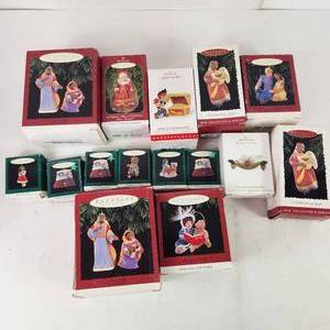 Lot Of Fifteen Hallmark Ornaments Six Are Mini Ornaments Great Condition