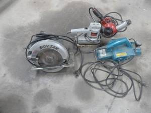 lot 34 image: Wood Power Tools x 4