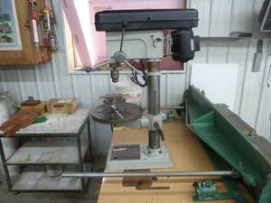 lot 69 image: Manhattan MCS Drill Press 12