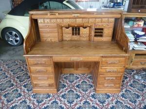 lot 74 image: Solid Oak Roll Top Desk