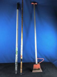 lot 128 image: Tool Shop and Woodster Extension Pole and Ice Floor Scraper
