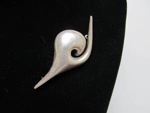 Large Vintage Sculptural Spiral Modernist Sterling Silver Brooch