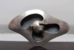 Vintage Southwestern Signed SIGI Modernist Sterling Silver Brooch