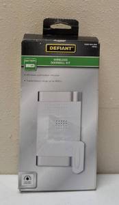 lot 19 image: Defiant  Wireless Doorbell Kit - NEW