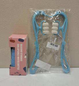 lot 26 image: Silicone Storage Collapsible Water & Candy Rise Neck Massager (6 Roller) - NEW