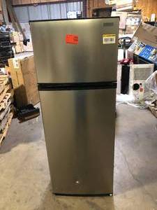 Vissani 7.1 cu. ft. Top Freezer Refrigerator in Stainless Steel Look  Slight Damage Customer Returns See Pictures