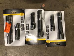 Lot of Defiant 1100 Lumens and 650 Lumens Alkaline Battery LED Slide-to-Focusing Powered Aluminum Flashlight (2-Pack)  Customer Returns See Pictures