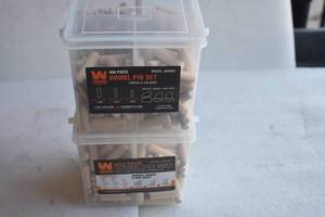 Dowel pin set