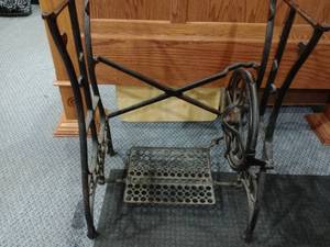 White Brand Cast Sewing Machine Base, USA.