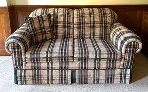 lot 46 image: Pretty Plaid Sofa  Couch
