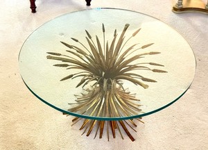 lot 4 image: Vintage Mid Century Hollywood Regency Style Gold Gilt Wheat Grass Coffee Table