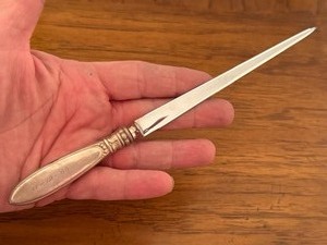 lot 72 image: Vintage Sterling Silver Handled Letter Opener