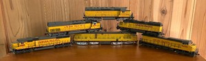 lot 164 image: Six Union Pacific Model Train Cars by Life-Like, Bachmann, Athern, Atlas and More