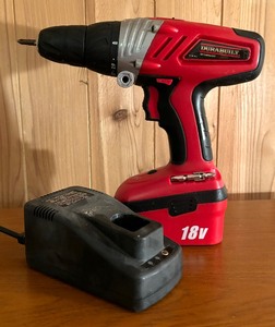 lot 237 image: Durabilt 18 Volt Cordless Drill with Battery and Charger