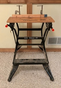 lot 246 image: Black & Decker Workmate 200 Workbench