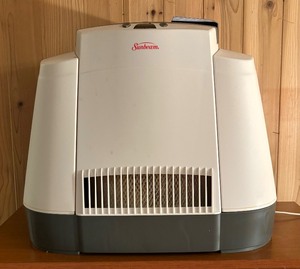 lot 266 image: Sunbeam SCM3609 Humidifier