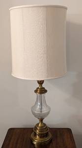 lot 198 image: Large Vintage Crystal and Brass Table Lamp