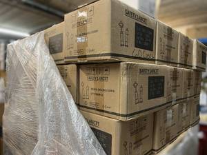 lot 23 image: WOW MSRP $6000  60 Cases (1000 each per case) NEW Diathrive 28G x 1.8mm Sterile Safety Lancets - For Blood Draw Samples & Diabetic Blood Checks -Recently Expired