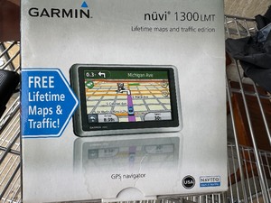 lot 12 image: Garmin Nuvi 1300