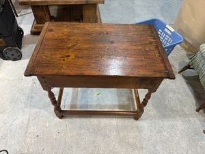 lot 42 image: Antique Primitive Tavern Style Table