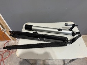 lot 76 image: Bushnell Telescope with Tripod