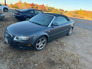 lot 2 image: 2008 Audi Convertible