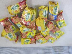 (B-1) 18 Packs Assorted Belvita Cru...