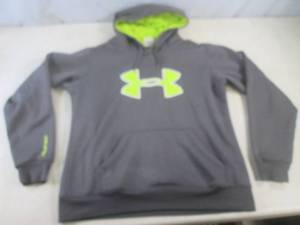 (CSB) Under Armour Hoodie Size MD...