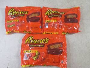(B-3) 3 Bags of Snack Size Reeses P...