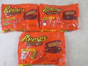 (B-3) 3 Bags of Snack Size Reeses P...
