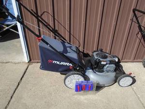 Murray push mower with bag. Very nice condition. Tested & works. As shown.