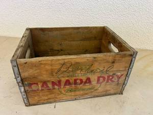 Canada Dry Wood Box