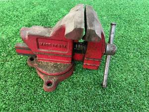 Bench Vise