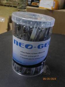 lot 89 image: pack of pilot pens neo-gel...