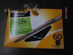 lot 139 image: package of bic pens 60 pens...