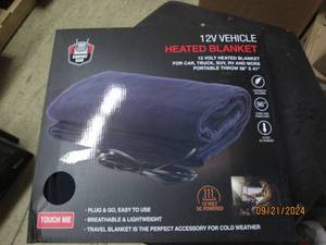 lot 164 image: 12-volt vehicle heated blanket new...