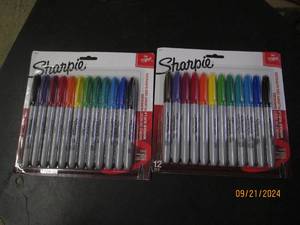 lot 184 image: 2 pacakges of 12 sharpies...