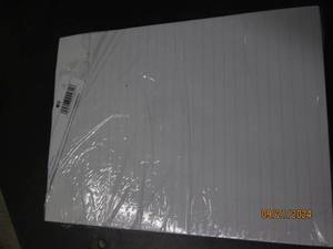 lot 190 image: 500 sheets of composition paper...