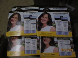 lot 305 image: 6 packages of 2 neutrogena ultra sh...