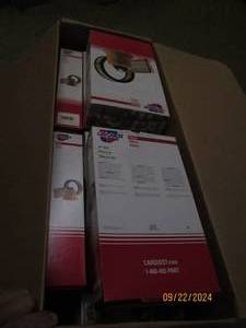 lot 352 image: case of 20 carquest viechle filters...